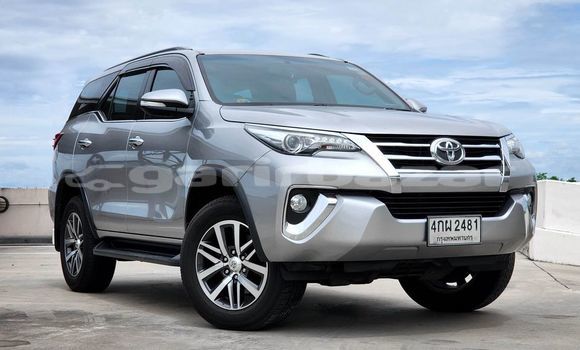 Buy Used Toyota Fortuner Black Car in Bangkok in Bangkok