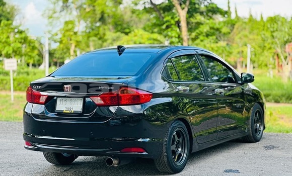 ซื้อ รถมือสอง Honda City สีดำ รถยนต์ ใน %{เมือง} ใน กรุงเทพมหานคร ซื้อ รถมือสอง Honda City สีดำ รถยนต์ ใน %{เมือง} ใน กรุงเทพมหานคร