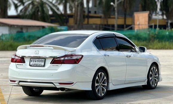 ซื้อ รถมือสอง Honda Accord ขาว รถยนต์ ใน %{เมือง} ใน กรุงเทพมหานคร ซื้อ รถมือสอง Honda Accord ขาว รถยนต์ ใน %{เมือง} ใน กรุงเทพมหานคร