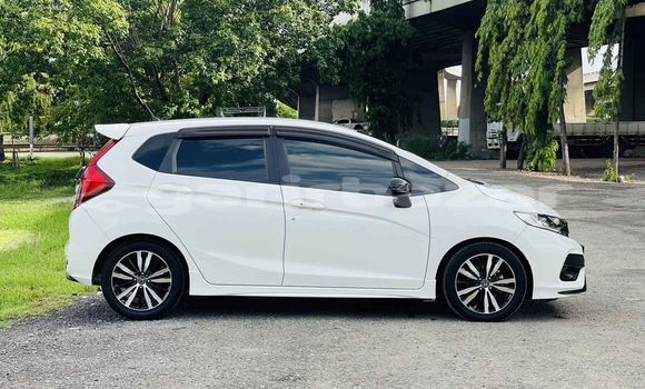 ซื้อ รถมือสอง Honda Jazz ขาว รถยนต์ ใน %{เมือง} ใน กรุงเทพมหานคร ซื้อ รถมือสอง Honda Jazz ขาว รถยนต์ ใน %{เมือง} ใน กรุงเทพมหานคร