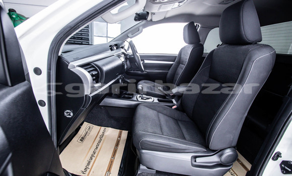 Buy Used Toyota Hiluxe Revo White Car in Bangkok in Bangkok Buy Used Toyota Hiluxe Revo White Car in Bangkok in Bangkok