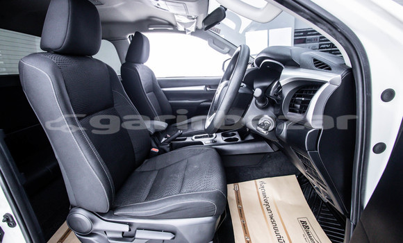 Buy Used Toyota Hiluxe Revo White Car in Bangkok in Bangkok Buy Used Toyota Hiluxe Revo White Car in Bangkok in Bangkok