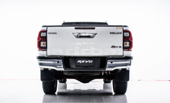 Buy Used Toyota Hiluxe Revo White Car in Bangkok in Bangkok Buy Used Toyota Hiluxe Revo White Car in Bangkok in Bangkok