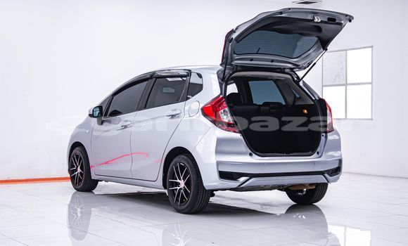 ซื้อ รถมือสอง Honda Jazz อื่น ๆ รถยนต์ ใน %{เมือง} ใน กรุงเทพมหานคร ซื้อ รถมือสอง Honda Jazz อื่น ๆ รถยนต์ ใน %{เมือง} ใน กรุงเทพมหานคร