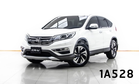 Buy Used Honda CR-V White Car in Bangkok in Bangkok