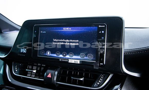 ซื้อ รถมือสอง Toyota C-HR สีแดง รถยนต์ ใน %{เมือง} ใน กรุงเทพมหานคร ซื้อ รถมือสอง Toyota C-HR สีแดง รถยนต์ ใน %{เมือง} ใน กรุงเทพมหานคร