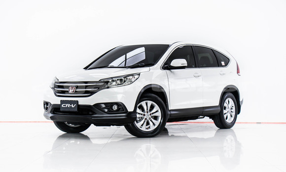 Buy Used Honda CR-V White Car in Bangkok in Bangkok Buy Used Honda CR-V White Car in Bangkok in Bangkok