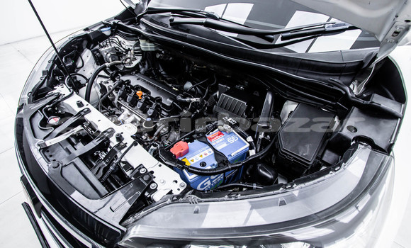 Buy Used Honda CR-V White Car in Bangkok in Bangkok Buy Used Honda CR-V White Car in Bangkok in Bangkok