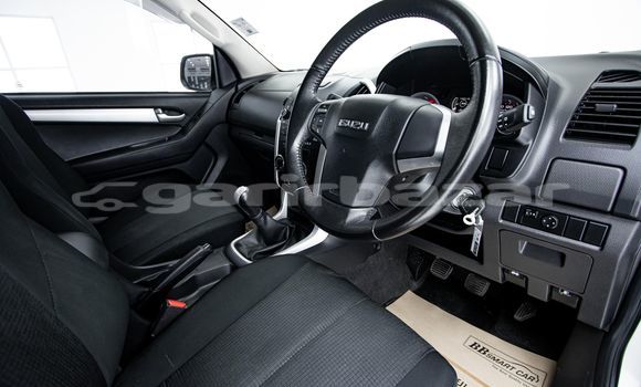 Buy Used Isuzu D-Max White Car in Bangkok in Bangkok Buy Used Isuzu D-Max White Car in Bangkok in Bangkok