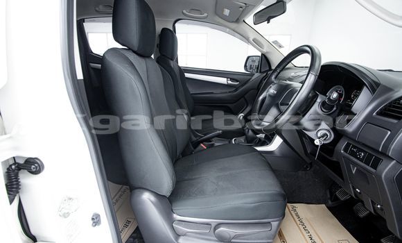 Buy Used Isuzu D-Max White Car in Bangkok in Bangkok Buy Used Isuzu D-Max White Car in Bangkok in Bangkok