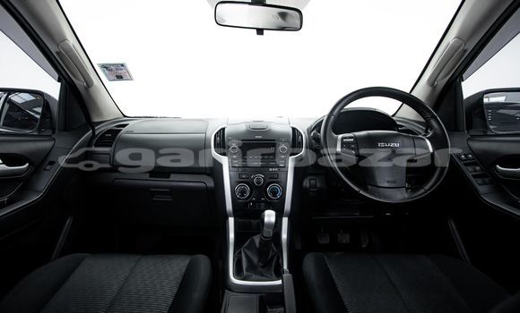 Buy Used Isuzu D-Max White Car in Bangkok in Bangkok Buy Used Isuzu D-Max White Car in Bangkok in Bangkok