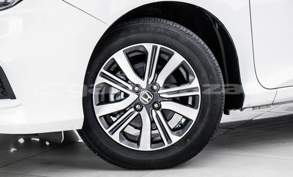 Buy Used Honda City White Car in Bangkok in Bangkok Buy Used Honda City White Car in Bangkok in Bangkok