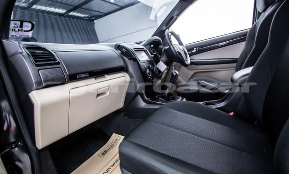 Buy Used Isuzu D-Max Black Car in Bangkok in Bangkok Buy Used Isuzu D-Max Black Car in Bangkok in Bangkok