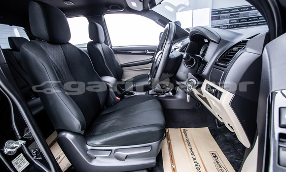 Buy Used Isuzu D-Max Black Car in Bangkok in Bangkok Buy Used Isuzu D-Max Black Car in Bangkok in Bangkok