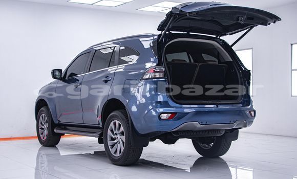 Buy Used Isuzu MU-X Blue Car in Bangkok in Bangkok Buy Used Isuzu MU-X Blue Car in Bangkok in Bangkok