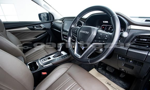 Buy Used Isuzu MU-X Blue Car in Bangkok in Bangkok Buy Used Isuzu MU-X Blue Car in Bangkok in Bangkok