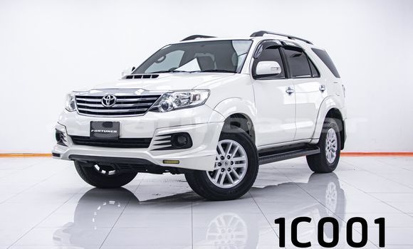 ซื้อ รถมือสอง Toyota Fortuner ขาว รถยนต์ ใน %{เมือง} ใน กรุงเทพมหานคร ซื้อ รถมือสอง Toyota Fortuner ขาว รถยนต์ ใน %{เมือง} ใน กรุงเทพมหานคร