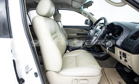 ซื้อ รถมือสอง Toyota Fortuner ขาว รถยนต์ ใน %{เมือง} ใน กรุงเทพมหานคร ซื้อ รถมือสอง Toyota Fortuner ขาว รถยนต์ ใน %{เมือง} ใน กรุงเทพมหานคร