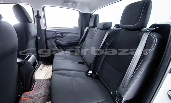 Buy Used Isuzu D-Max White Car in Bangkok in Bangkok Buy Used Isuzu D-Max White Car in Bangkok in Bangkok