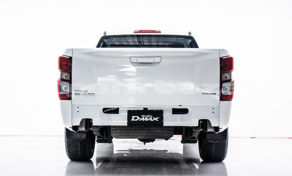 Buy Used Isuzu D-Max White Car in Bangkok in Bangkok Buy Used Isuzu D-Max White Car in Bangkok in Bangkok