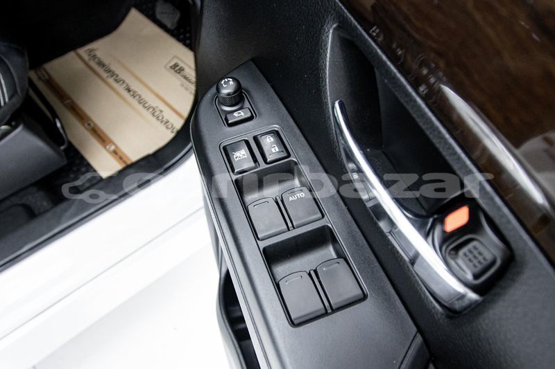 Big with watermark suzuki ertiga bangkok bangkok 71670