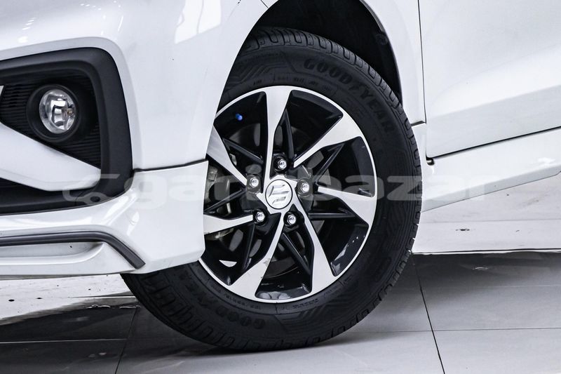 Big with watermark suzuki ertiga bangkok bangkok 71670