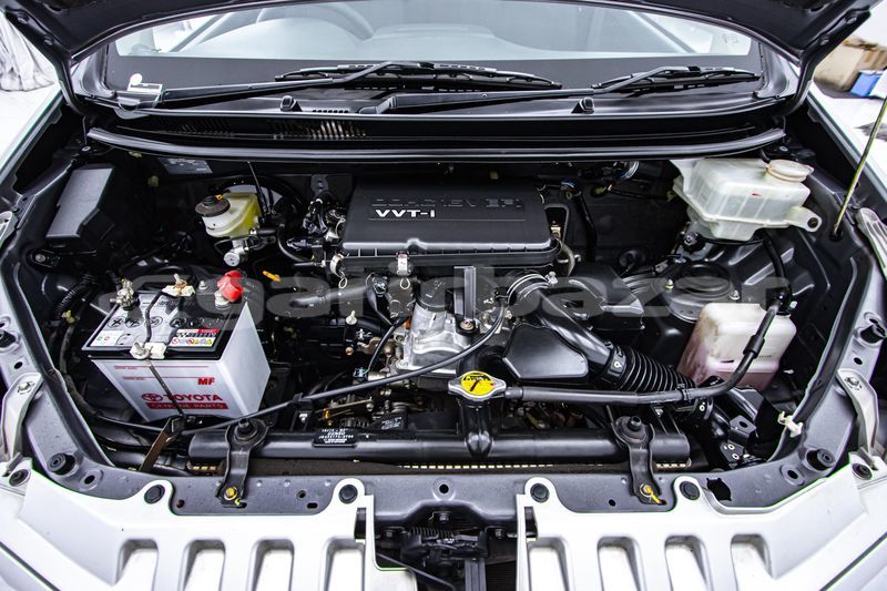 Big with watermark toyota avanza bangkok bangkok 71674