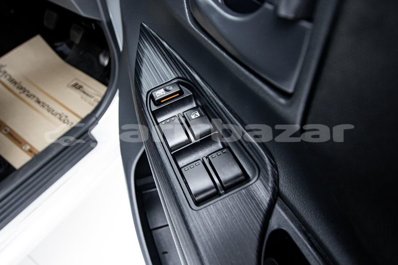 Big with watermark toyota avanza bangkok bangkok 71674