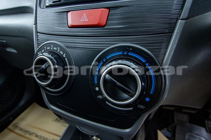 Big with watermark toyota avanza bangkok bangkok 71674