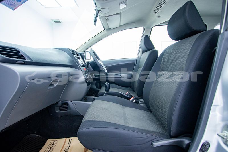 Big with watermark toyota avanza bangkok bangkok 71674