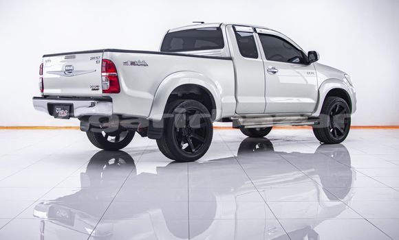 Buy Used Toyota Hiluxe VIGO Other Car in Bangkok in Bangkok Buy Used Toyota Hiluxe VIGO Other Car in Bangkok in Bangkok