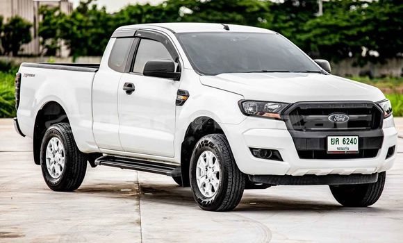 ซื้อ รถมือสอง Ford Ranger ขาว รถยนต์ ใน %{เมือง} ใน กรุงเทพมหานคร