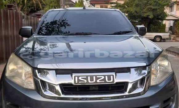 ซื้อ รถมือสอง Isuzu D-Max อื่น ๆ รถยนต์ ใน %{เมือง} ใน กรุงเทพมหานคร