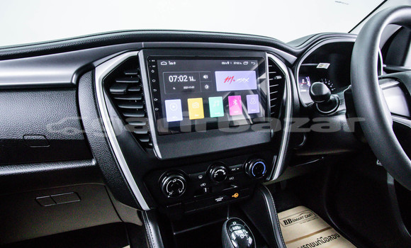 Buy Used Isuzu MU-X White Car in Bangkok in Bangkok Buy Used Isuzu MU-X White Car in Bangkok in Bangkok