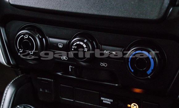 Buy Used Isuzu MU-X White Car in Bangkok in Bangkok Buy Used Isuzu MU-X White Car in Bangkok in Bangkok