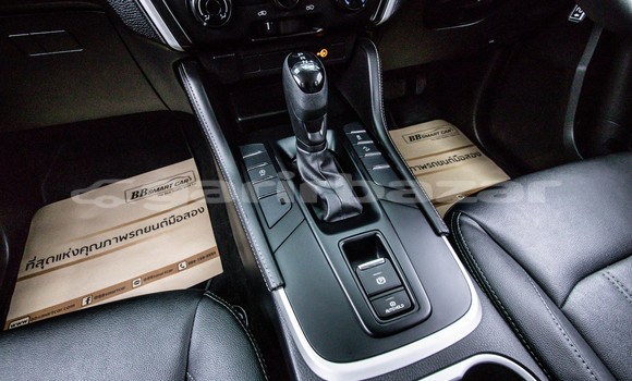 Buy Used Isuzu MU-X White Car in Bangkok in Bangkok Buy Used Isuzu MU-X White Car in Bangkok in Bangkok