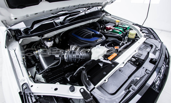 Buy Used Isuzu MU-X White Car in Bangkok in Bangkok Buy Used Isuzu MU-X White Car in Bangkok in Bangkok