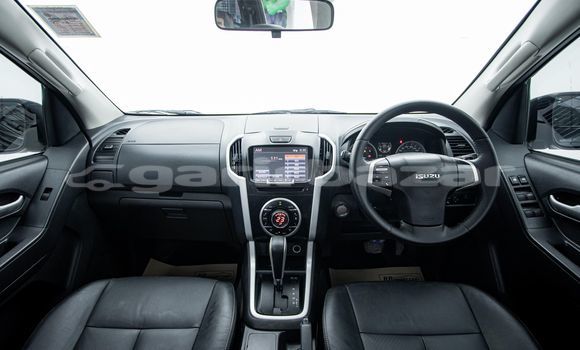 ซื้อ รถมือสอง Isuzu D-Max สีดำ รถยนต์ ใน %{เมือง} ใน กรุงเทพมหานคร ซื้อ รถมือสอง Isuzu D-Max สีดำ รถยนต์ ใน %{เมือง} ใน กรุงเทพมหานคร