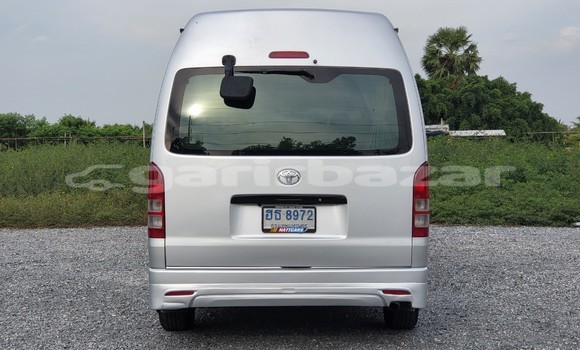 Buy Used Toyota Commuter Silver Car in Bangkok in Bangkok Buy Used Toyota Commuter Silver Car in Bangkok in Bangkok