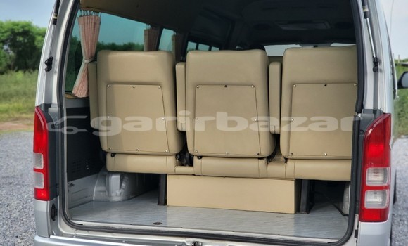 Buy Used Toyota Commuter Silver Car in Bangkok in Bangkok Buy Used Toyota Commuter Silver Car in Bangkok in Bangkok