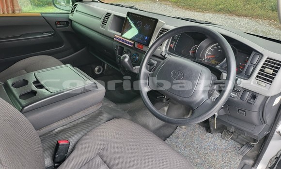 Buy Used Toyota Commuter Silver Car in Bangkok in Bangkok Buy Used Toyota Commuter Silver Car in Bangkok in Bangkok