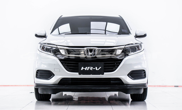 Buy Used Honda HR-V White Car in Bangkok in Bangkok Buy Used Honda HR-V White Car in Bangkok in Bangkok