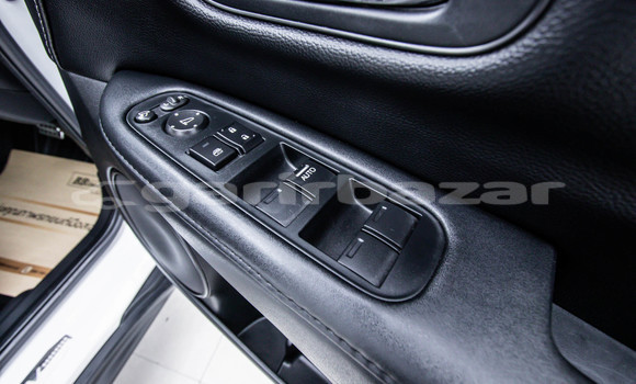 Buy Used Honda HR-V White Car in Bangkok in Bangkok Buy Used Honda HR-V White Car in Bangkok in Bangkok