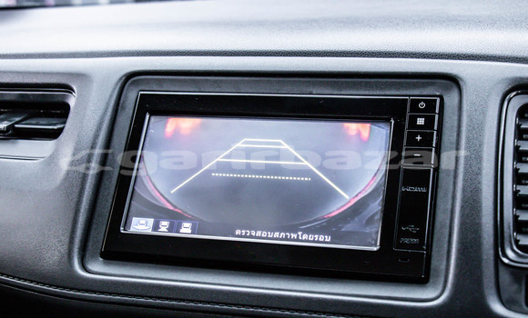 Buy Used Honda HR-V White Car in Bangkok in Bangkok Buy Used Honda HR-V White Car in Bangkok in Bangkok