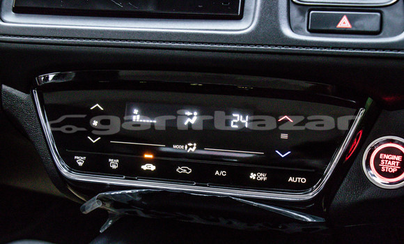 Buy Used Honda HR-V White Car in Bangkok in Bangkok Buy Used Honda HR-V White Car in Bangkok in Bangkok