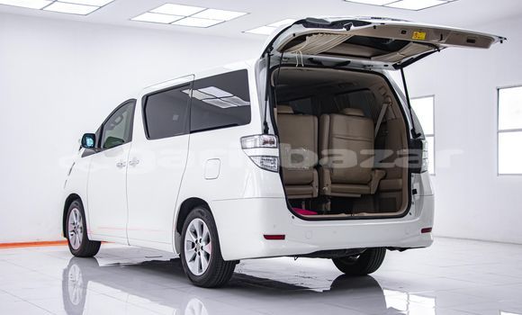 Buy Used Toyota Vellfire White Car in Bangkok in Bangkok Buy Used Toyota Vellfire White Car in Bangkok in Bangkok