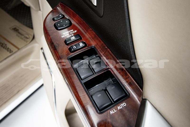 Big with watermark toyota vellfire bangkok bangkok 71754