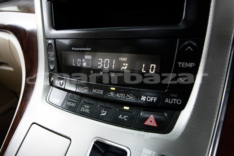 Big with watermark toyota vellfire bangkok bangkok 71754