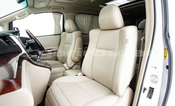 Buy Used Toyota Vellfire White Car in Bangkok in Bangkok Buy Used Toyota Vellfire White Car in Bangkok in Bangkok