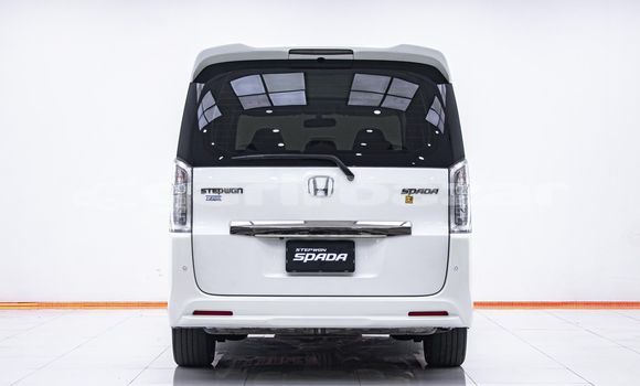 Buy Used Honda Stepwgn White Car in Bangkok in Bangkok Buy Used Honda Stepwgn White Car in Bangkok in Bangkok